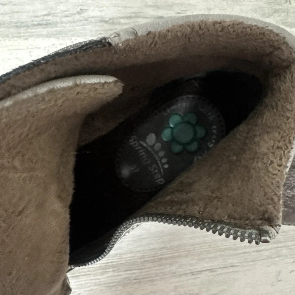 Spring‎ Step Lilou Wedge Booties Womens EU 37 Grey Silver Sneakers
